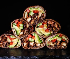 Deftige Tofu-Chili-Hack Wraps "Vegan-Style"