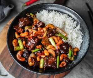 15 Min vegane Tofu-Cashew Pfanne