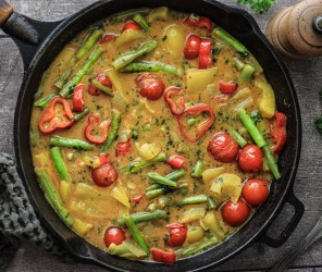 15 Min Veggie-Hummus One-Pot