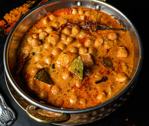 Veganes Mango-Channa Madra